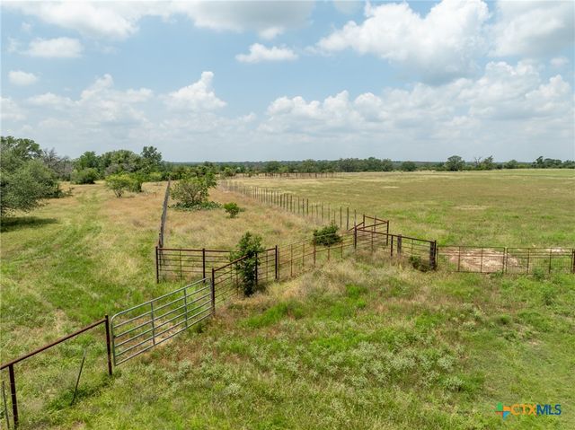 5315 Fm 932, Jonesboro, TX 76538