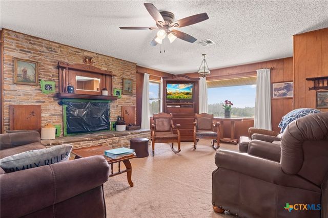 5315 Fm 932, Jonesboro, TX 76538