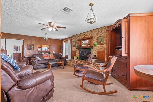 5315 Fm 932, Jonesboro, TX 76538