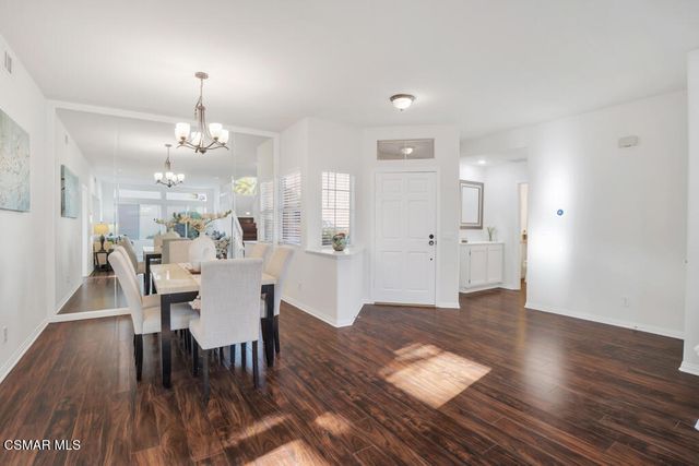 323 Ocho Rios Way, Oak Park, CA 91377