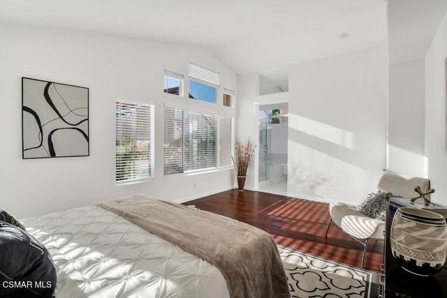 323 Ocho Rios Way, Oak Park, CA 91377