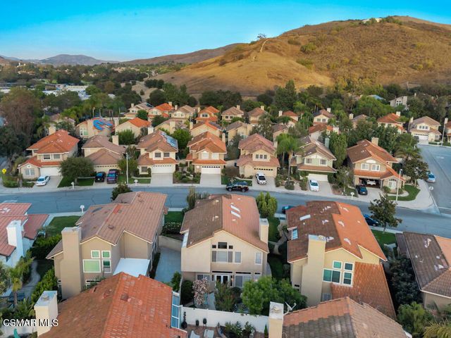 323 Ocho Rios Way, Oak Park, CA 91377