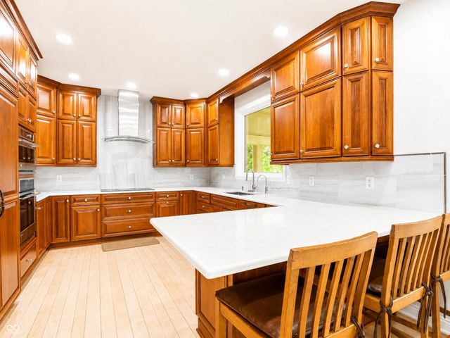 5717 Fall Creek Road, Indianapolis, IN 46220