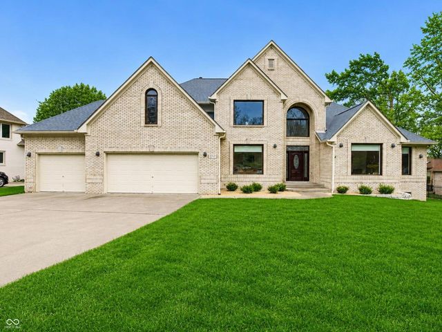 5717 Fall Creek Road, Indianapolis, IN 46220