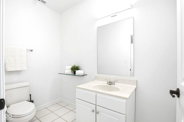 5717 Fall Creek Road, Indianapolis, IN 46220