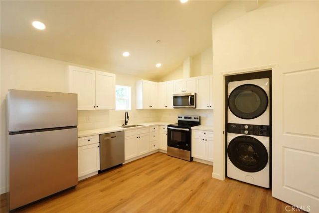 4809 Charlotte Way, Riverside, CA 92504
