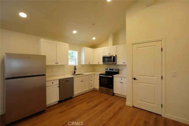 4809 Charlotte Way, Riverside, CA 92504