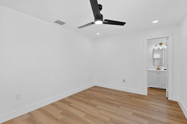 1332 Gaylord Drive, Dallas, TX 75217