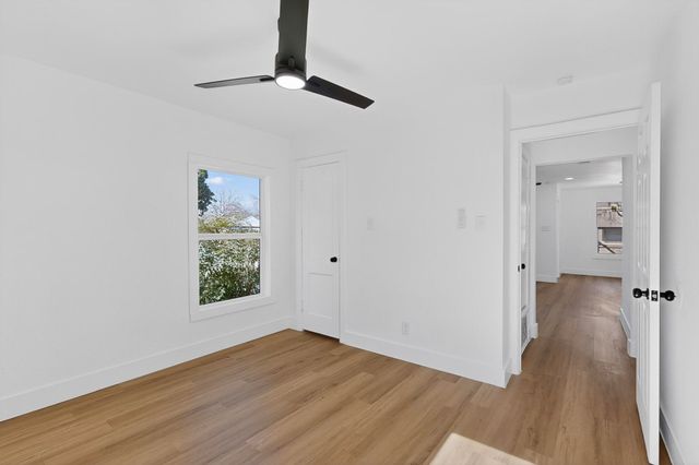 1332 Gaylord Drive, Dallas, TX 75217