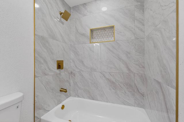 1332 Gaylord Drive, Dallas, TX 75217