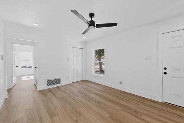 1332 Gaylord Drive, Dallas, TX 75217