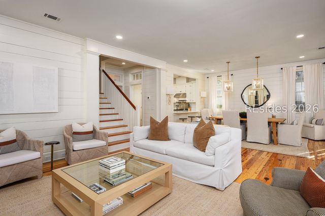 15 S Drayton St, Bluffton, SC 29910