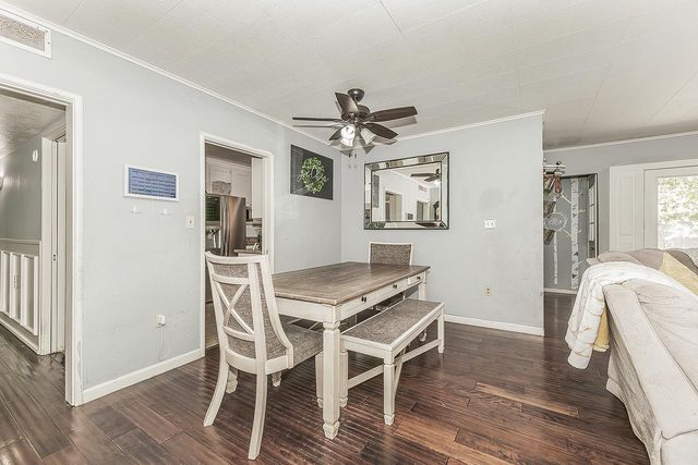 2937 E Willis Avenue, Fresno, CA 93726