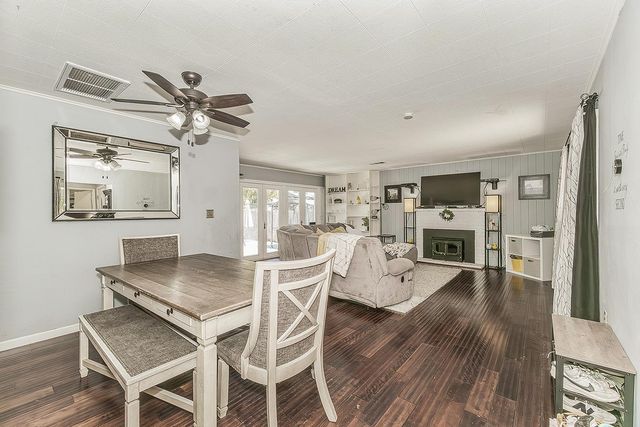 2937 E Willis Avenue, Fresno, CA 93726