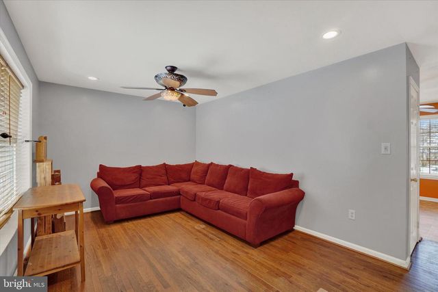 39 W GEORGE ST, Yoe, PA 17313