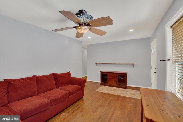 39 W GEORGE ST, Yoe, PA 17313