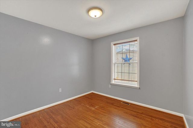 39 W GEORGE ST, Yoe, PA 17313