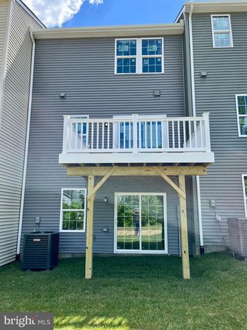 8820 STEVENSON LN, Spotsylvania, VA 22553