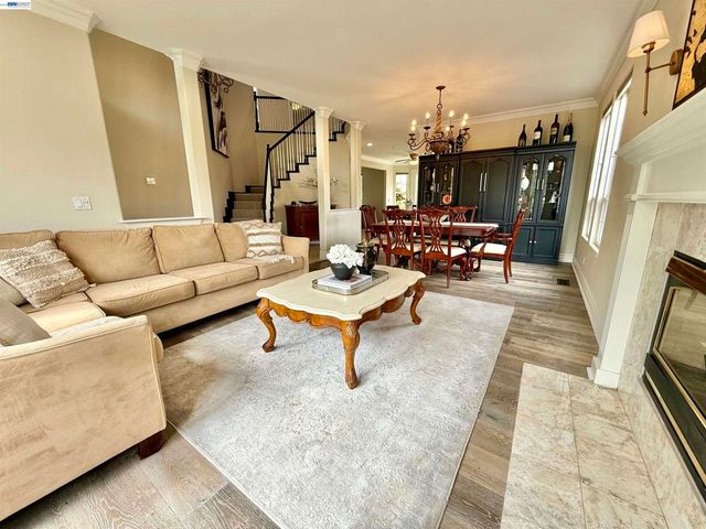 1284 Riesling Cir, Livermore, CA 94550