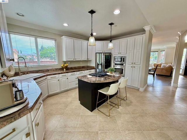 1284 Riesling Cir, Livermore, CA 94550