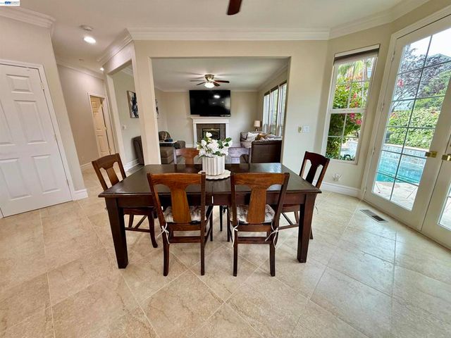 1284 Riesling Cir, Livermore, CA 94550