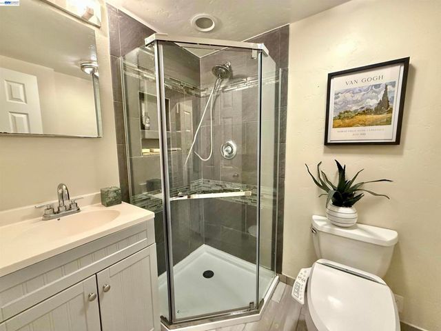 1284 Riesling Cir, Livermore, CA 94550