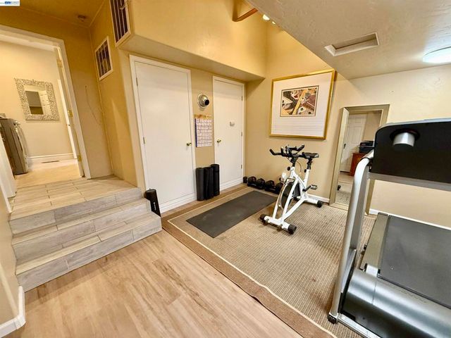 1284 Riesling Cir, Livermore, CA 94550