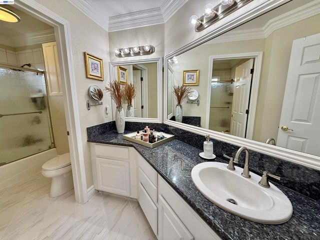 1284 Riesling Cir, Livermore, CA 94550