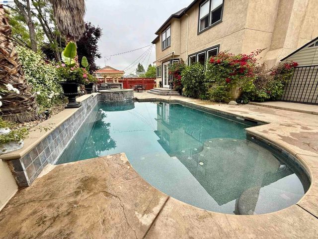 1284 Riesling Cir, Livermore, CA 94550