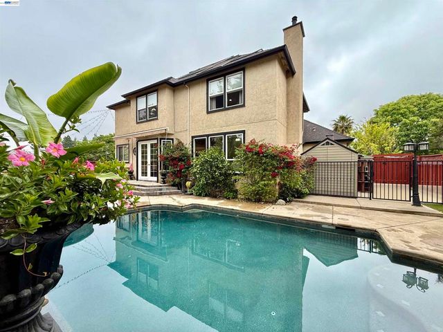 1284 Riesling Cir, Livermore, CA 94550