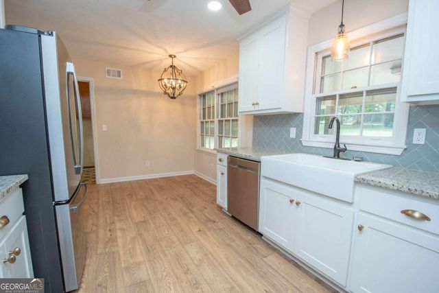 308 Sullivan Circle, Pine Mountain, GA 31822