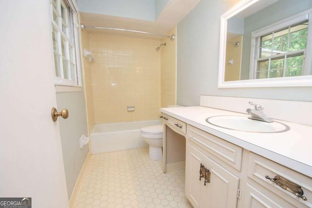 308 Sullivan Circle, Pine Mountain, GA 31822