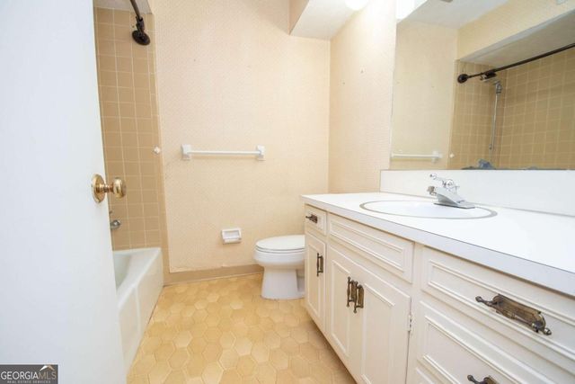 308 Sullivan Circle, Pine Mountain, GA 31822