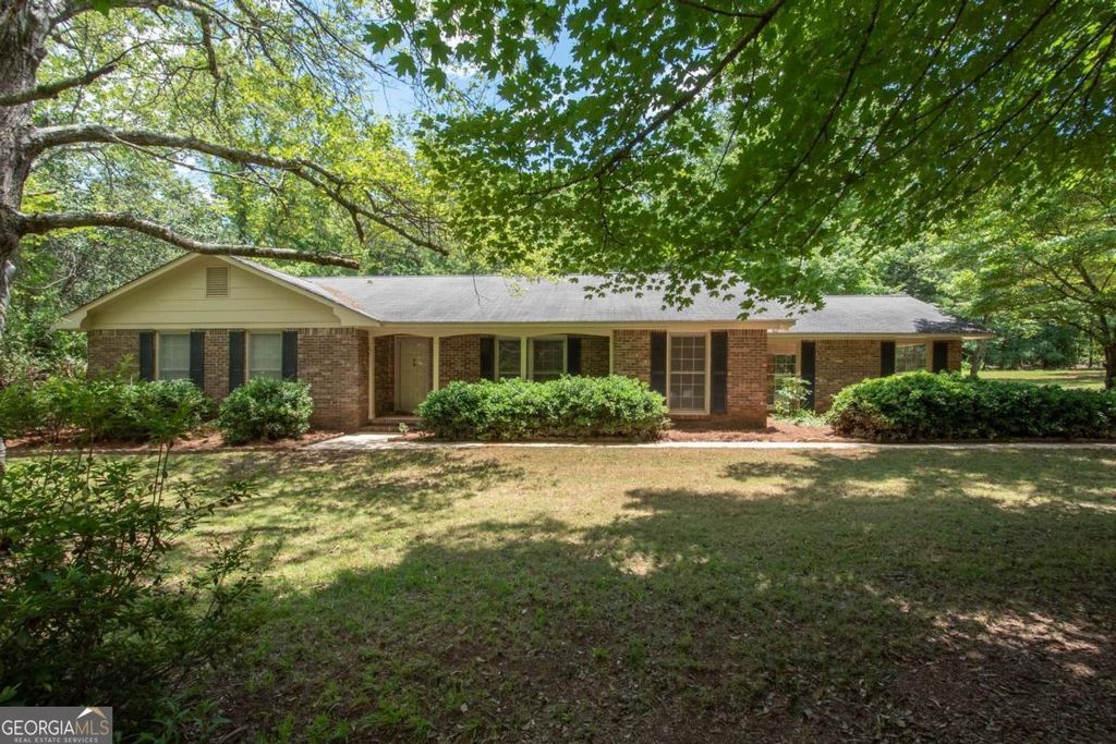 308 Sullivan Circle, Pine Mountain, GA 31822