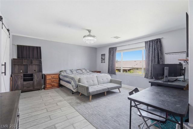 6062 Adobe Summit Avenue, Las Vegas, NV 89110