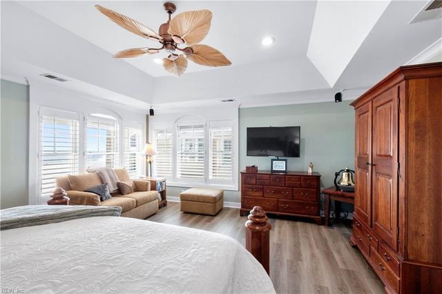 5518 Ocean Front AVE, Virginia Beach, VA 23451