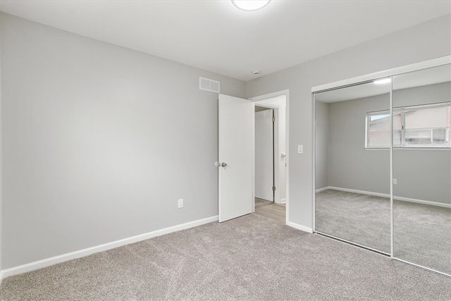 1735 Crestline Drive, Troy, MI 48083