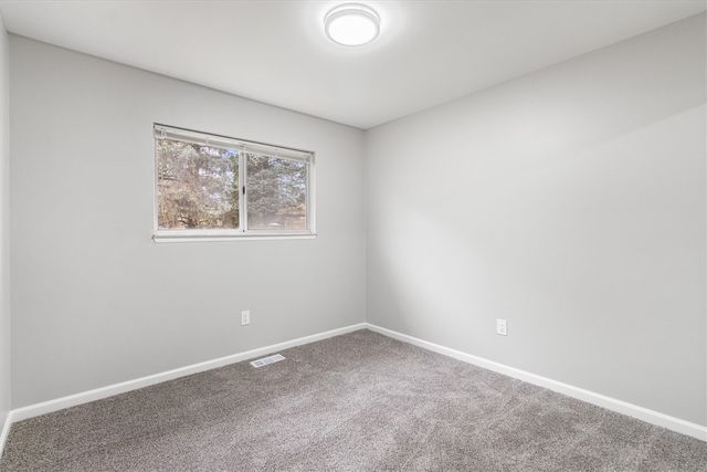 1735 Crestline Drive, Troy, MI 48083