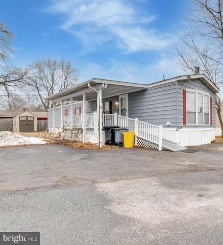 276 5TH, Lothian, MD 20711