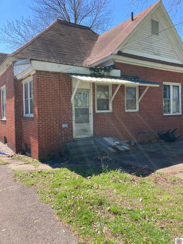 1135 Martin Luther King Jr. Drive, Paducah, KY 42001