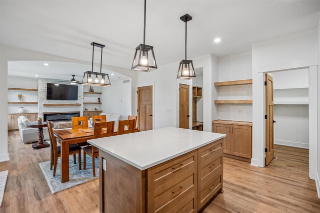 5380 Carter Court, Johnston, IA 50131