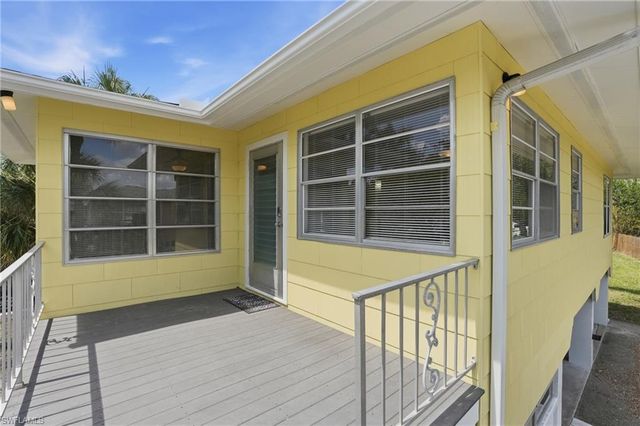 123 Andre Mar DR, Fort Myers Beach, FL 33931