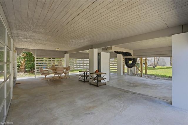 123 Andre Mar DR, Fort Myers Beach, FL 33931
