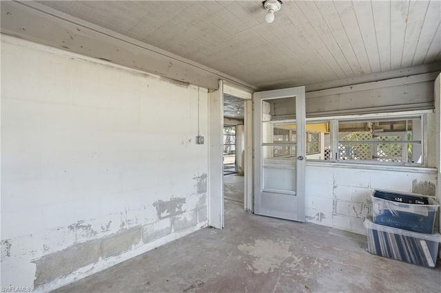 123 Andre Mar DR, Fort Myers Beach, FL 33931