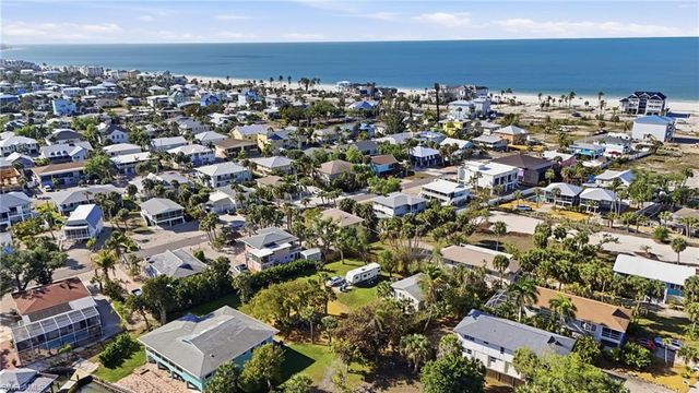 123 Andre Mar DR, Fort Myers Beach, FL 33931
