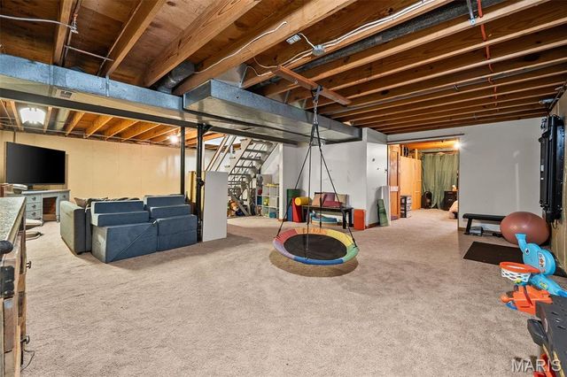 120 Hunters Pointe Drive, St Charles, MO 63304