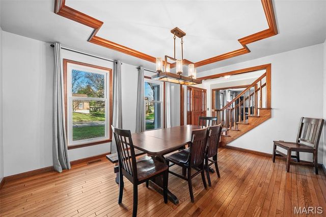 120 Hunters Pointe Drive, St Charles, MO 63304