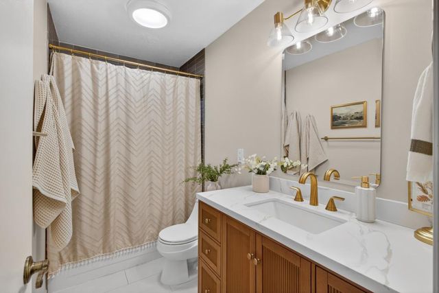 6766 Connemara Cir, Citrus Heights, CA 95621