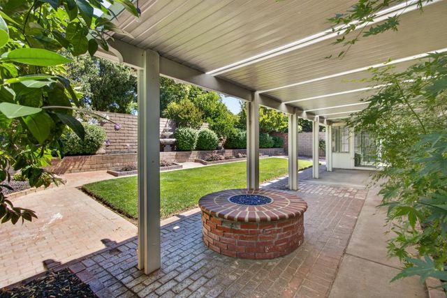 6766 Connemara Cir, Citrus Heights, CA 95621