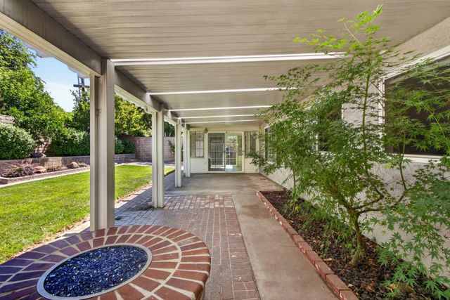 6766 Connemara Cir, Citrus Heights, CA 95621